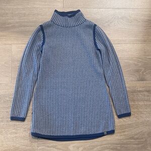 Title Nine Navy and White Turtleneck Tunic Sweater Small